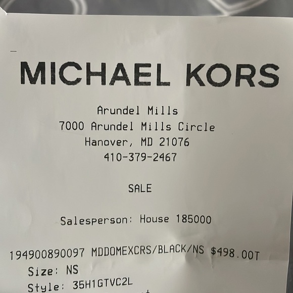 This is a once used Micheal Kors bag that I do not use and would love to sell - Picture 2 of 8